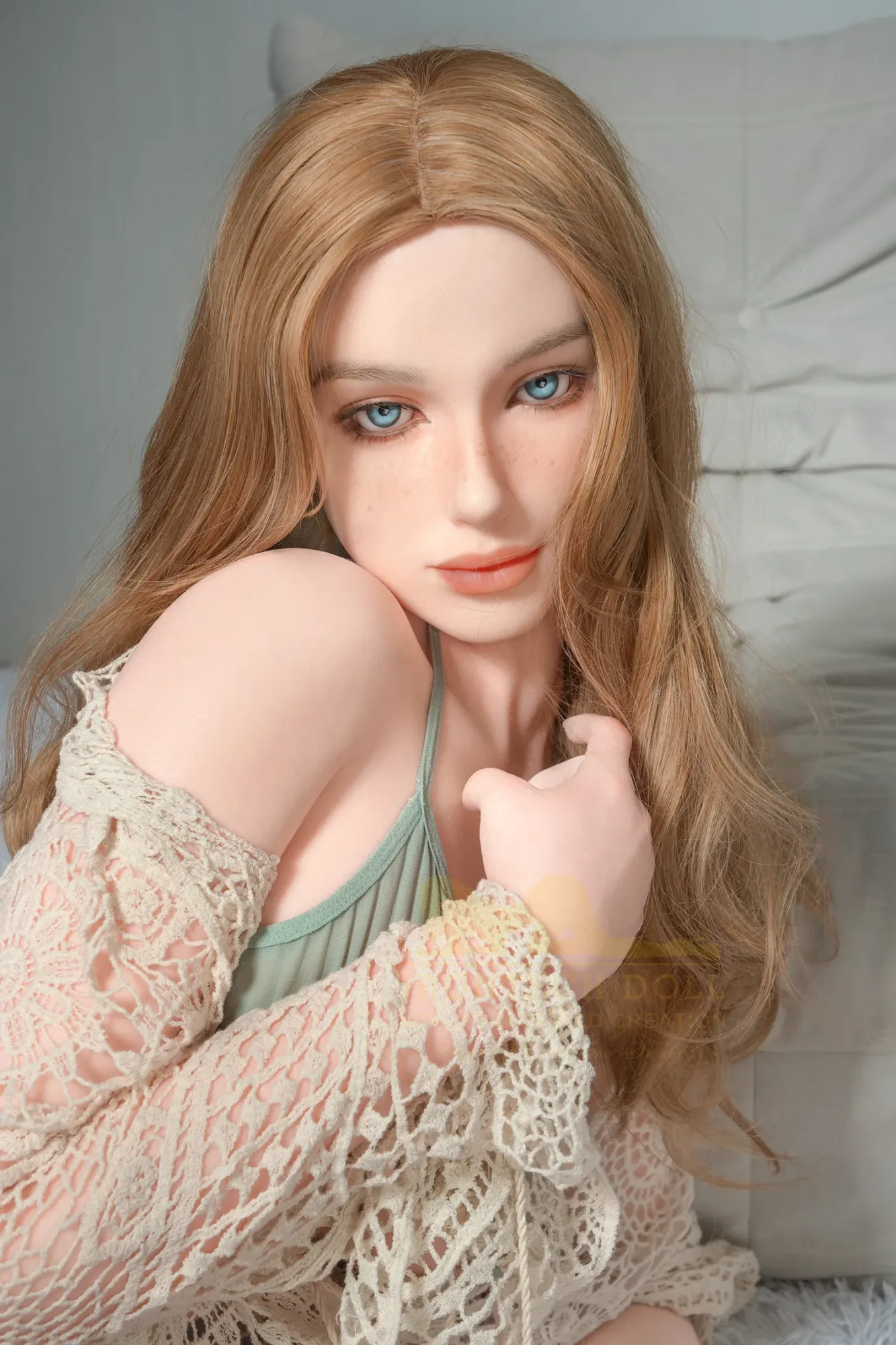 5FT3/162CM MINUS A CUP SILICONE BLONDE SEX DOLL S17 - LUNA
