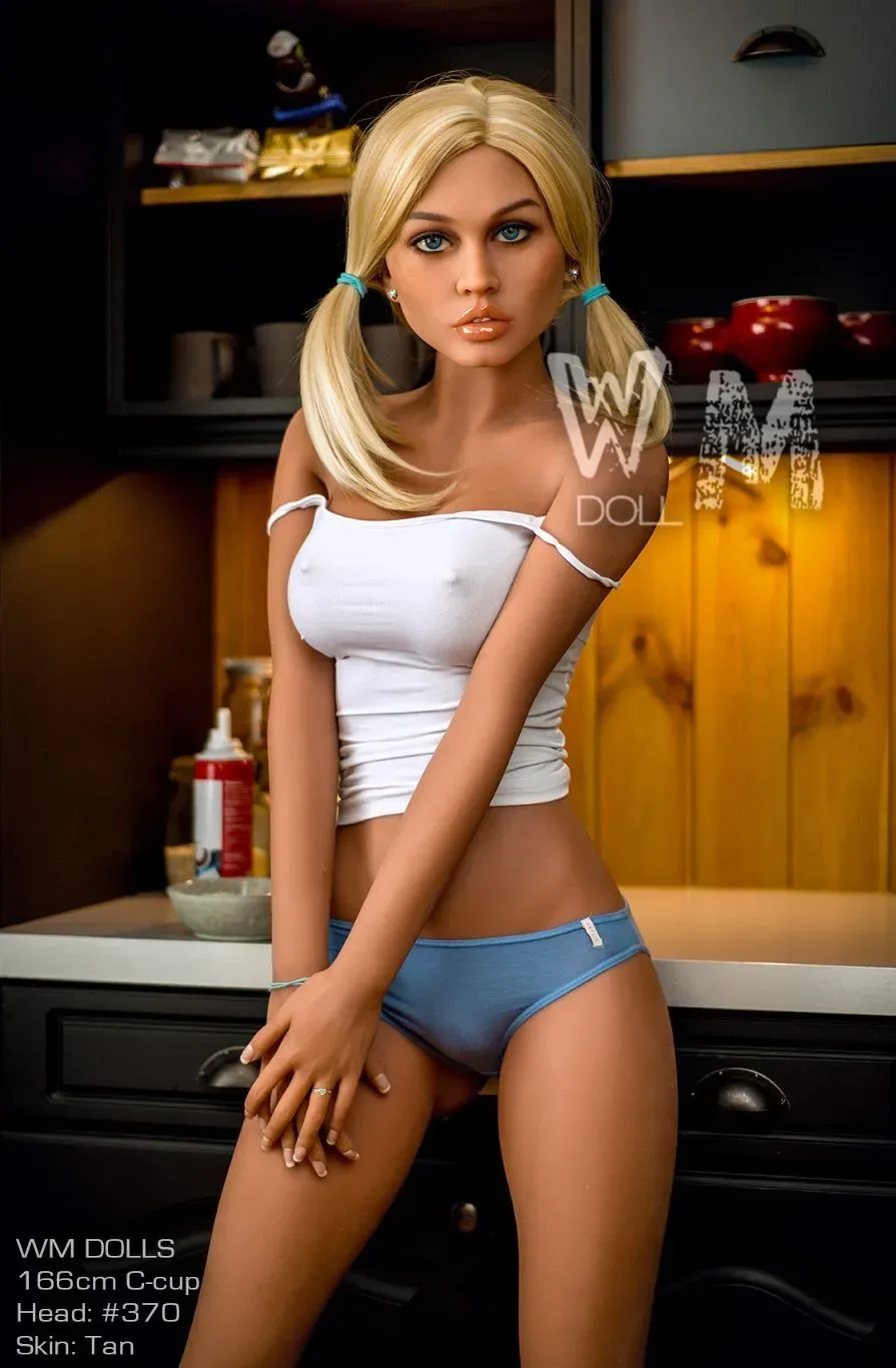 5FT45/166CM C CUP TPE SEX DOLL - CARA
